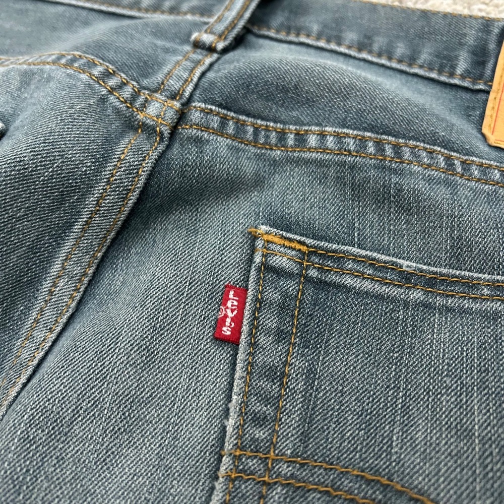 Levi's 559 Relaxed Straight Jeans 34x32 (Fits 34X31) Blue Medium Wash Denim - Picture 8 of 9